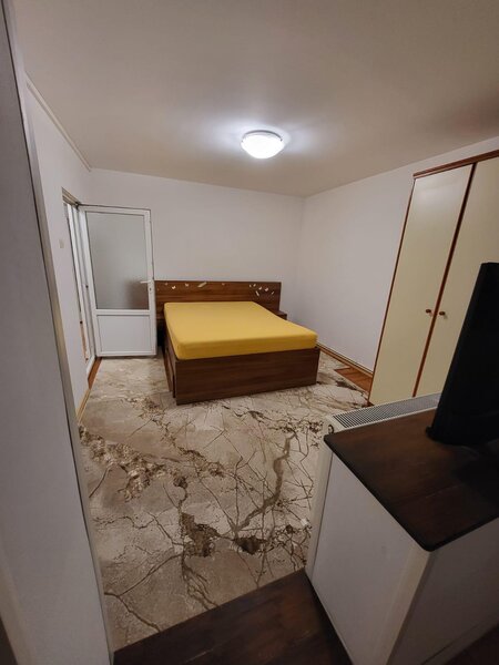Drumul Taberei- 3 camere, 1/4, dec, mobilat, centrala termica+garaj,